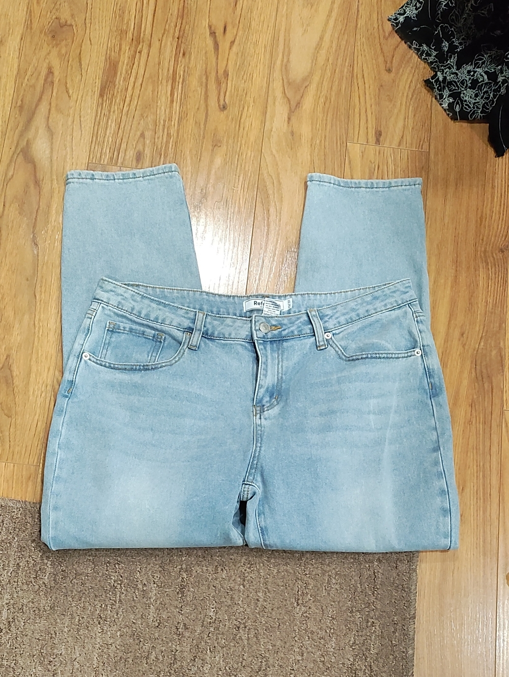 Light Wash Skinny Jeans for Women - Stretch Denim